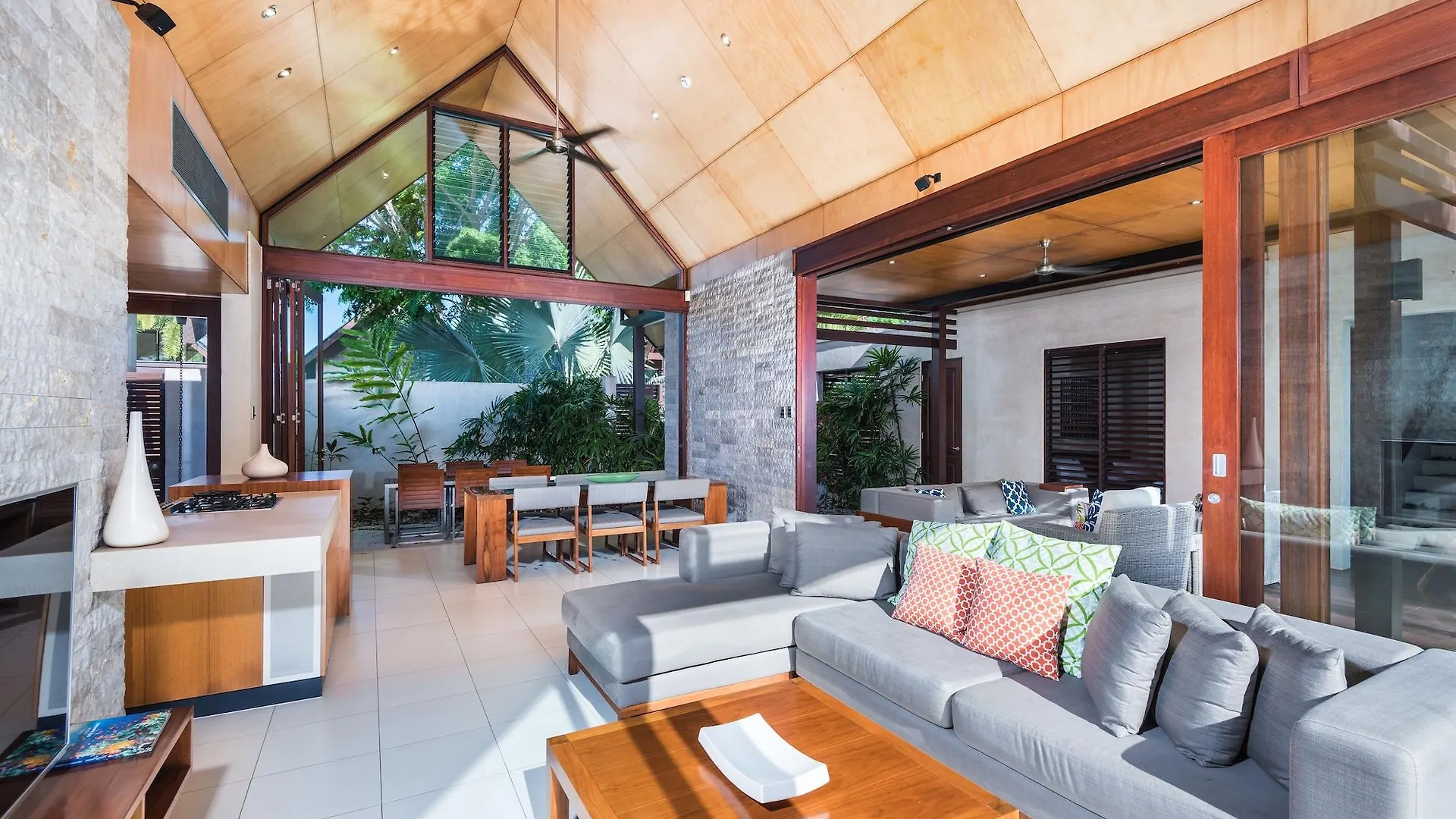 Niramaya Villas And Spa Port Douglas 5*,  Australia