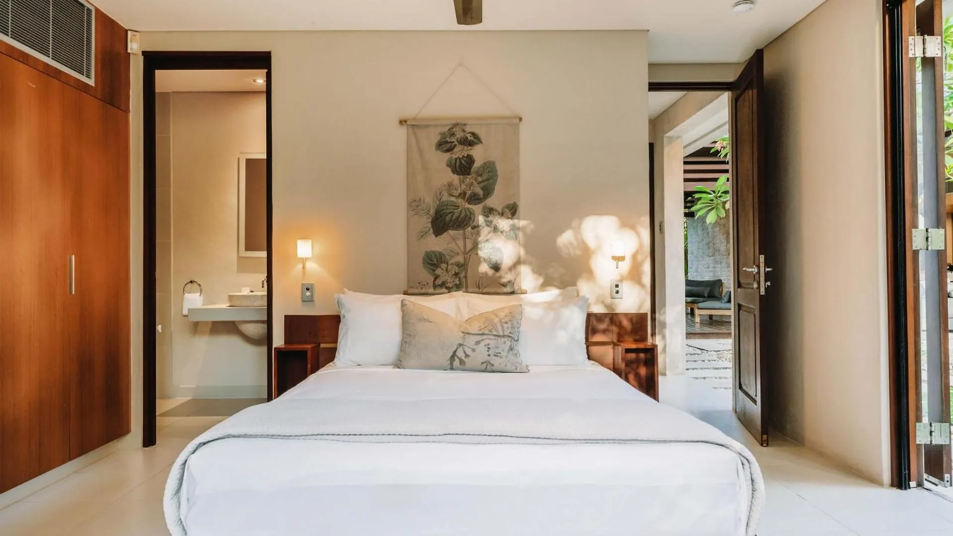 ***** Resort Niramaya Villas And Spa Port Douglas Australia