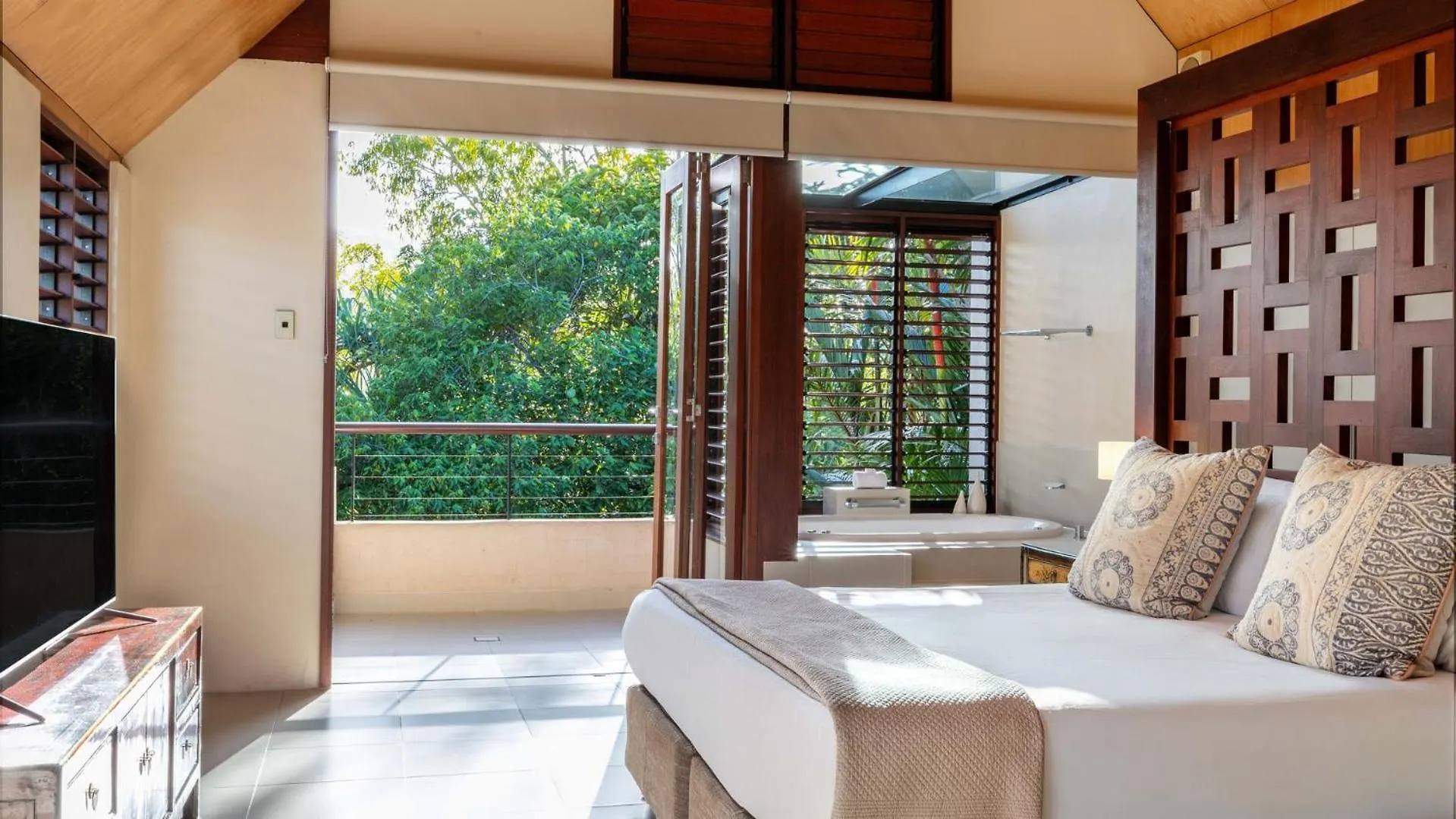 Niramaya Villas And Spa Port Douglas Australia